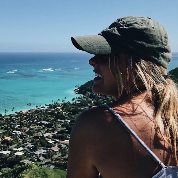 Meet your Posher, Mckenna - Picture 3 of 5